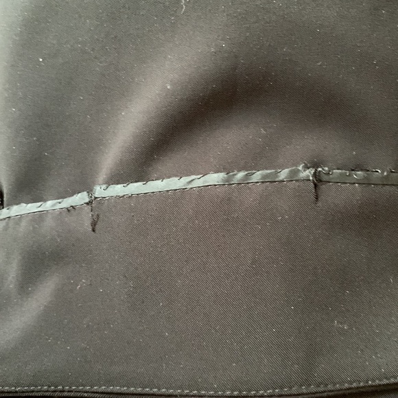 Authentic vintage Prada black skirt size 44 with bow on the back - Picture 13 of 13